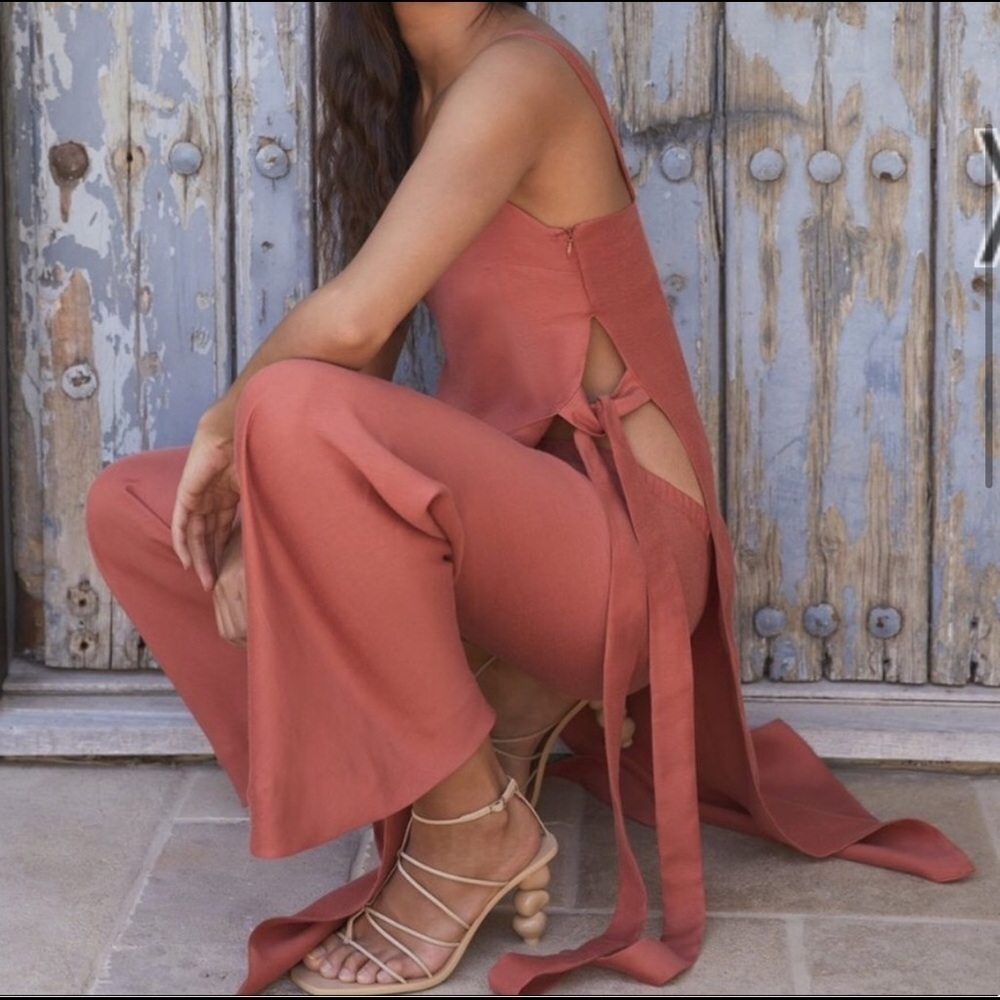 Cult Gaia Este Tunic in red - Picture 4 of 11